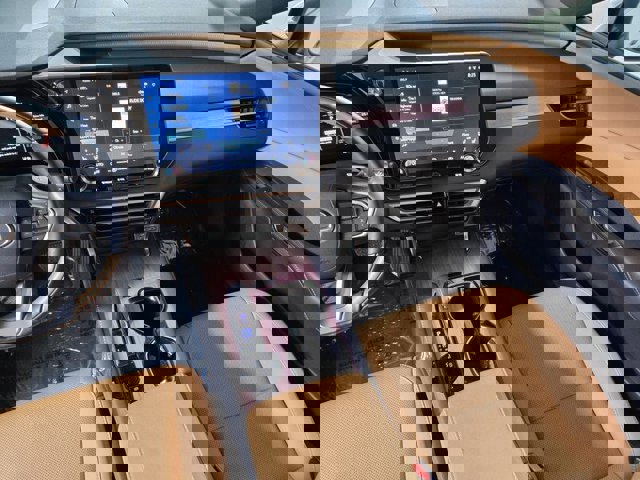 Certified 2025 Lexus RX 350 Premium image 18