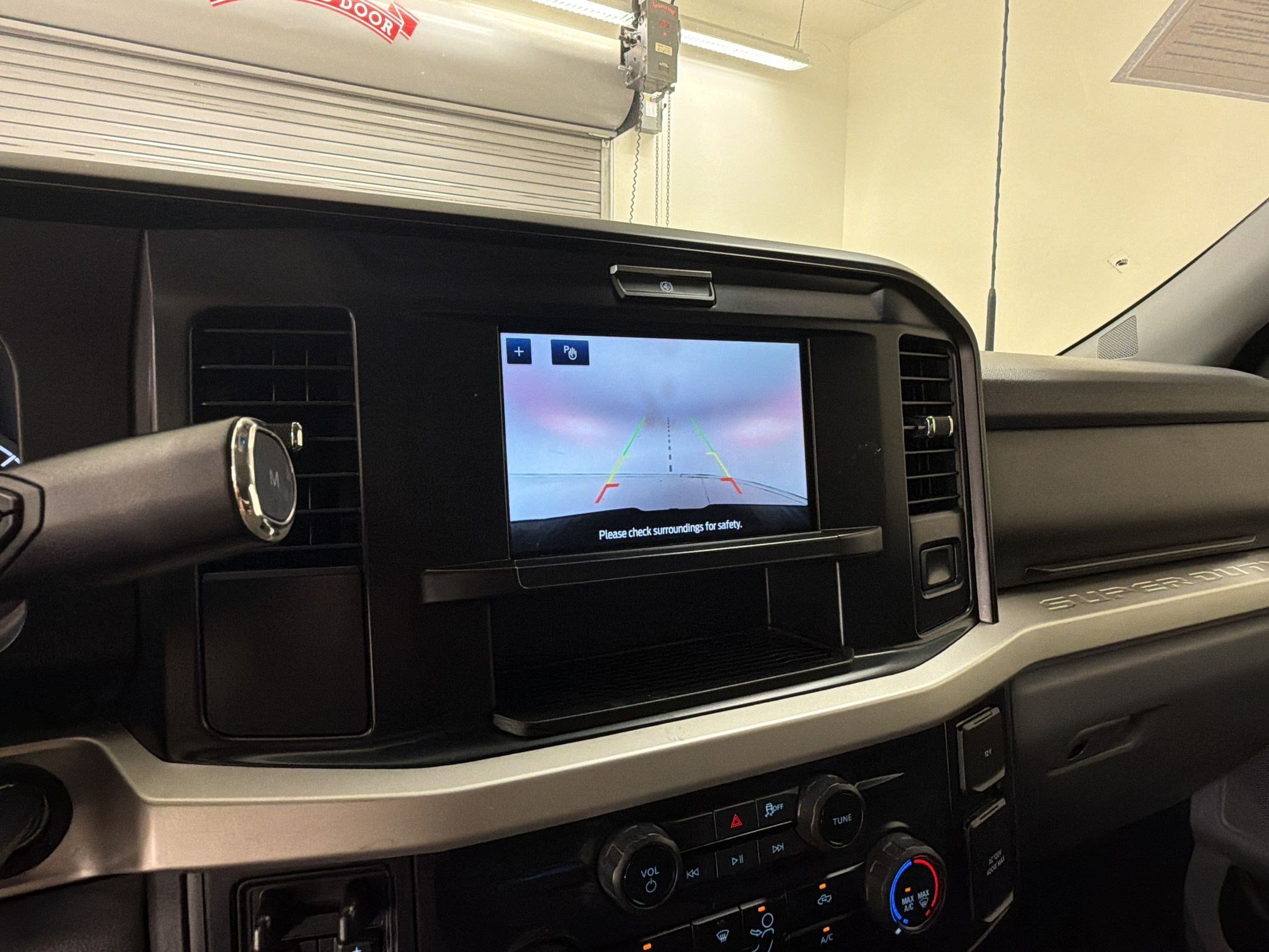 Used 2025 Ford F250 XLT AWD/4WD image 24