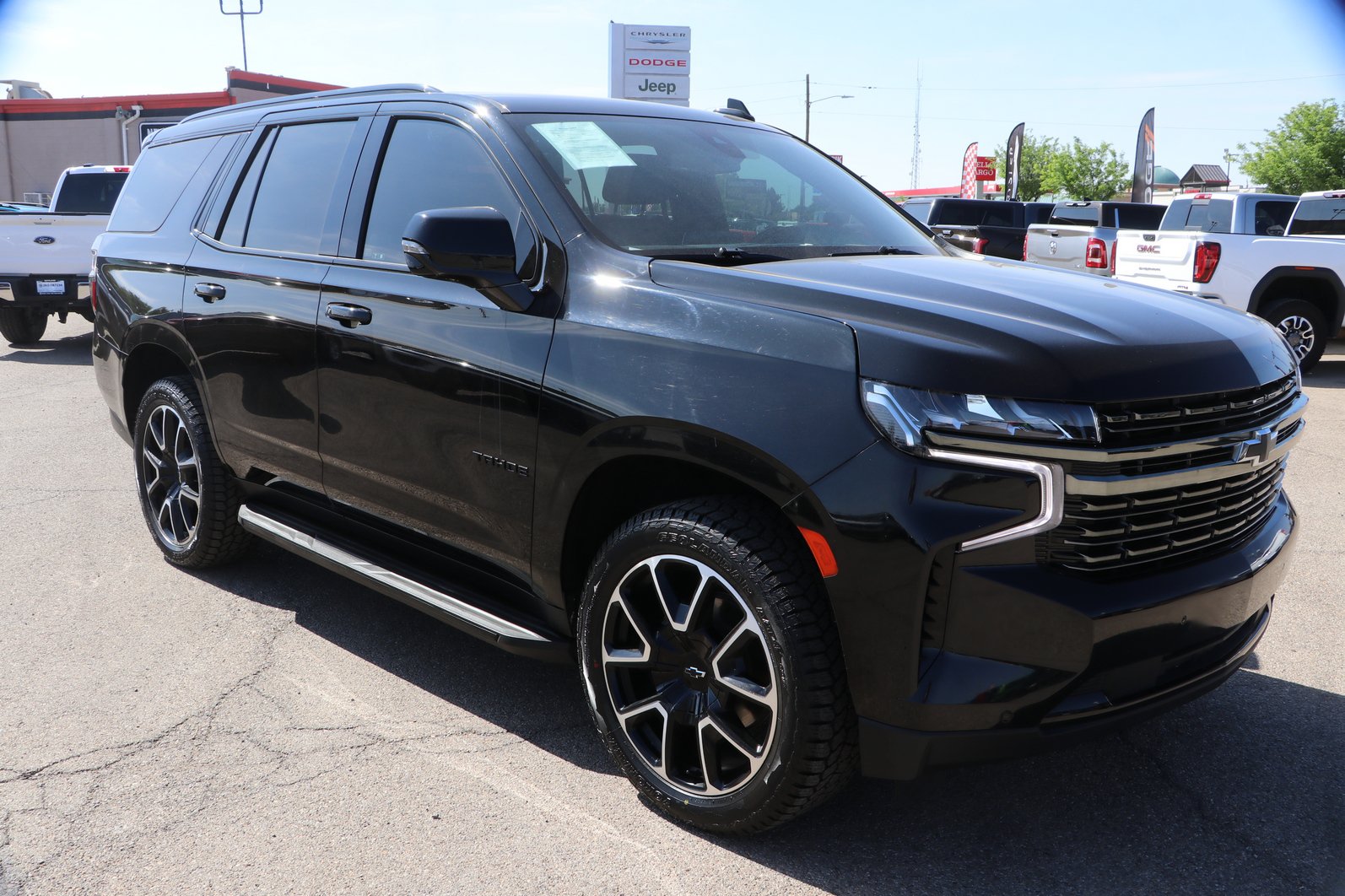 Used 2022 Chevrolet Tahoe RST w/ Sport Performance Package AWD/4WD image 1