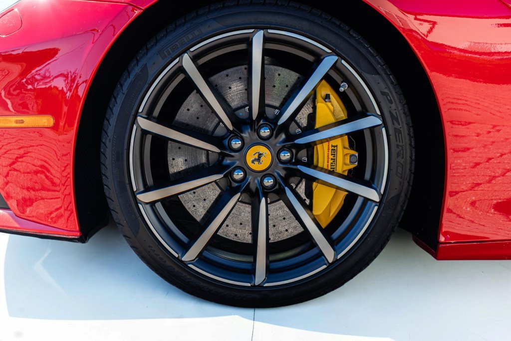 Used 2014 Ferrari F12 Berlinetta RWD image 62