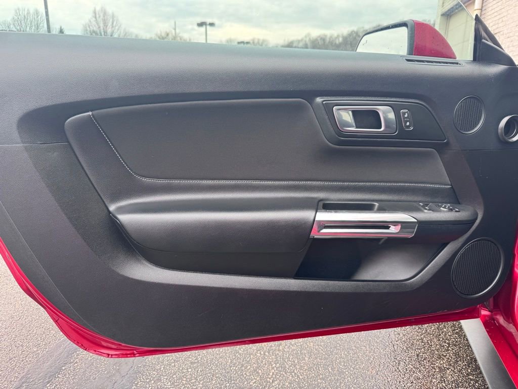 Certified 2021 Ford Mustang EcoBoost w/ Equipment Group 101A image 21