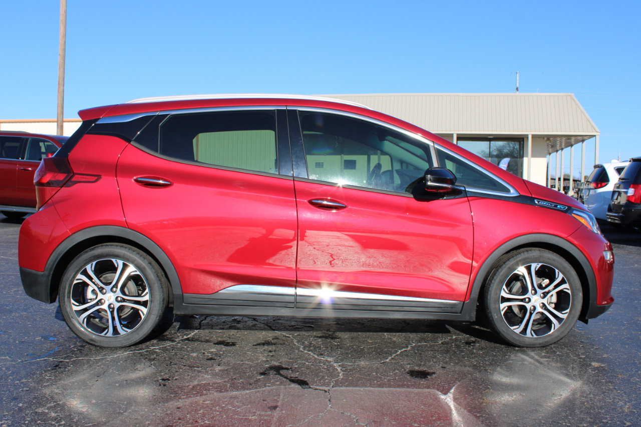 Used 2020 Chevrolet Bolt Premier w/ Infotainment Package image 3
