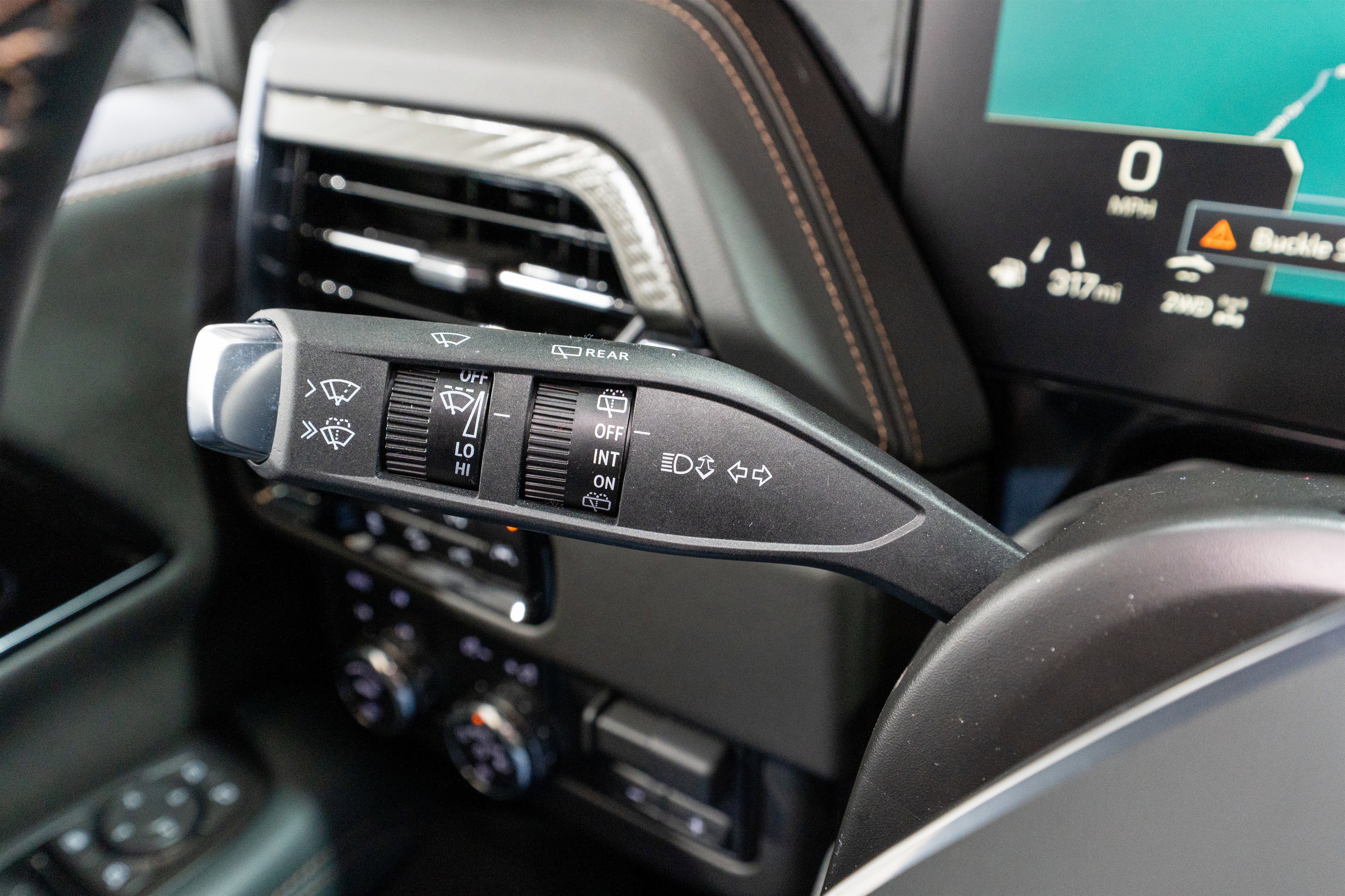 Used 2025 GMC Yukon AT4 w/ Premium Trailering Package image 33