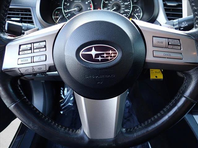 Used 2011 Subaru Outback 2.5i Limited w/ PWR Moonroof Pkg AWD/4WD image 17