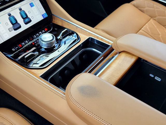 Certified 2025 Jeep Grand Wagoneer Series III AWD/4WD image 21