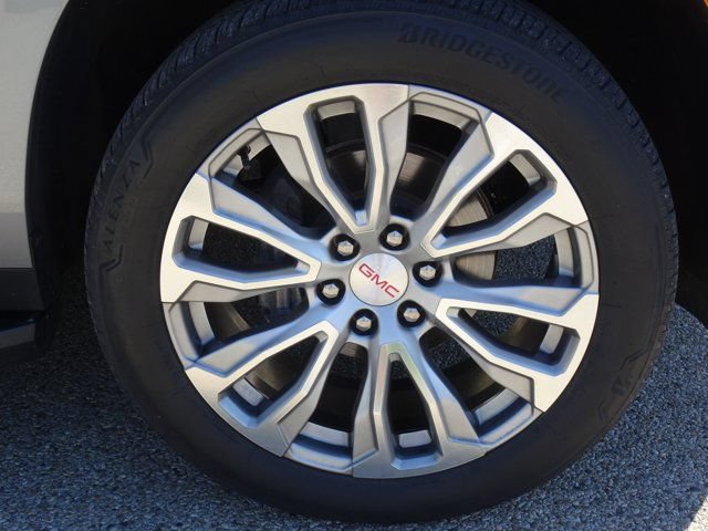 Used 2023 GMC Yukon SLT AWD/4WD image 30