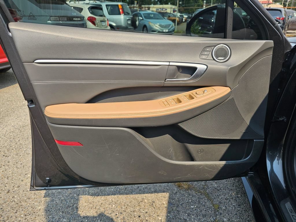Used 2022 Hyundai Sonata Limited FWD image 21