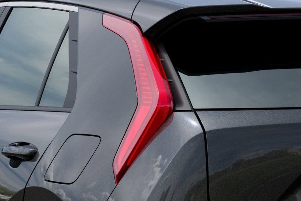New 2026 Kia Niro LX FWD image 13