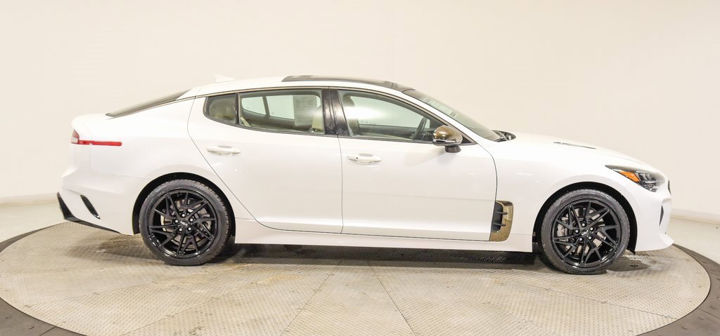 Used 2023 Kia Stinger GT-Line w/ Sun & Sound Package image 10