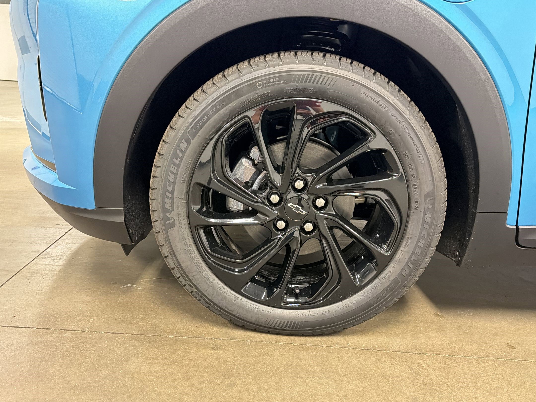 New 2027 Chevrolet Bolt RS w/ Technology Package FWD image 11