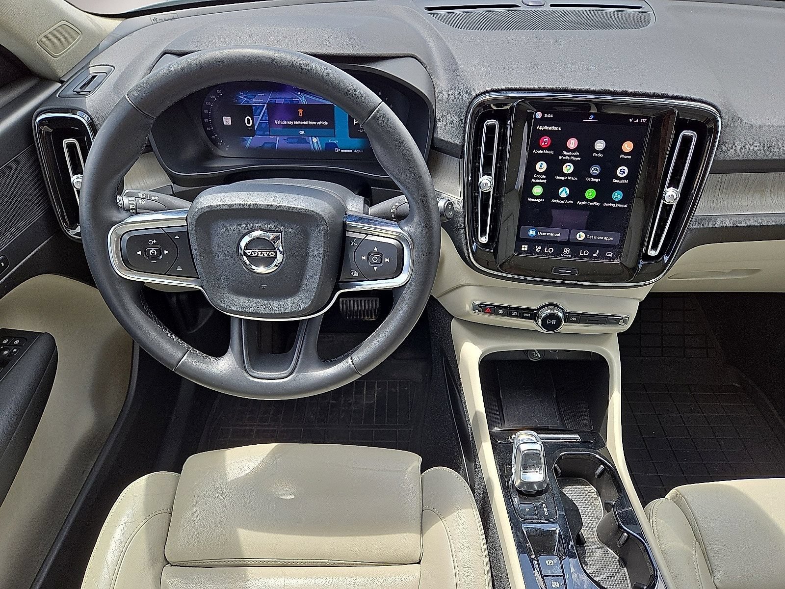 Used 2023 Volvo XC40 B5 Plus w/ Driver Assist Package AWD/4WD image 19
