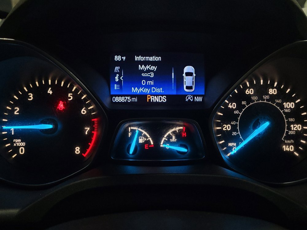 Used 2017 Ford Escape SE w/ Equipment Group 201A FWD image 23
