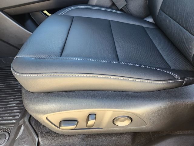New 2026 Chevrolet Traverse LT w/ Driver Confidence Package image 18