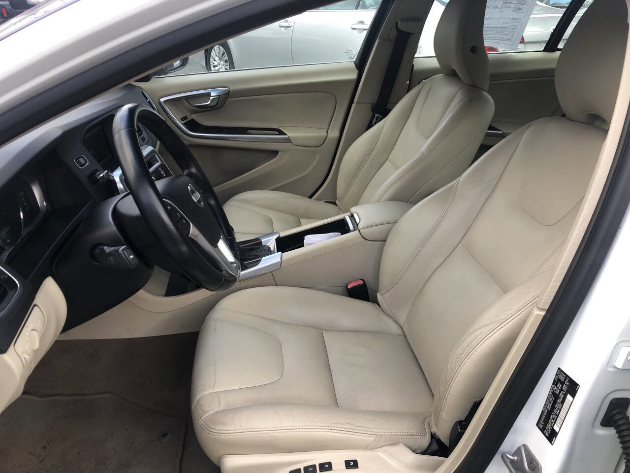 Used 2015 Volvo S60 T5 Premier Plus image 13