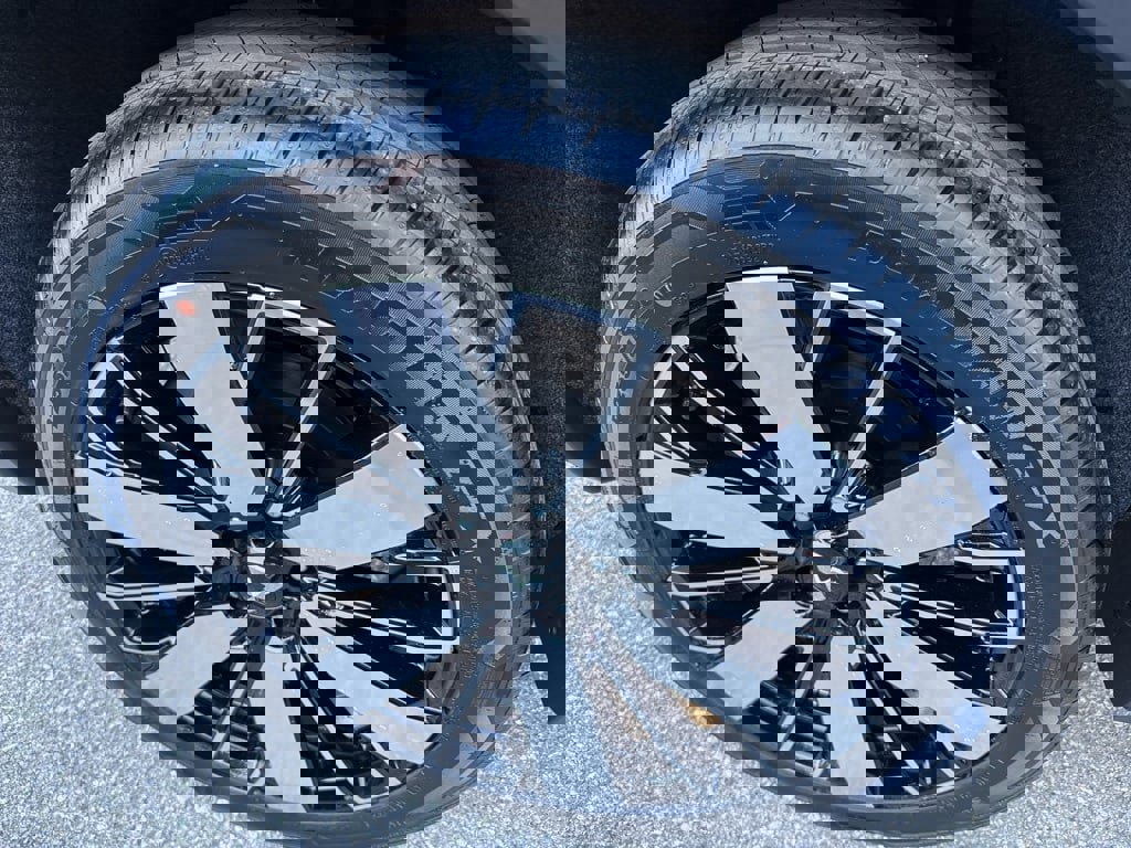 New 2025 Mitsubishi Outlander SE image 12