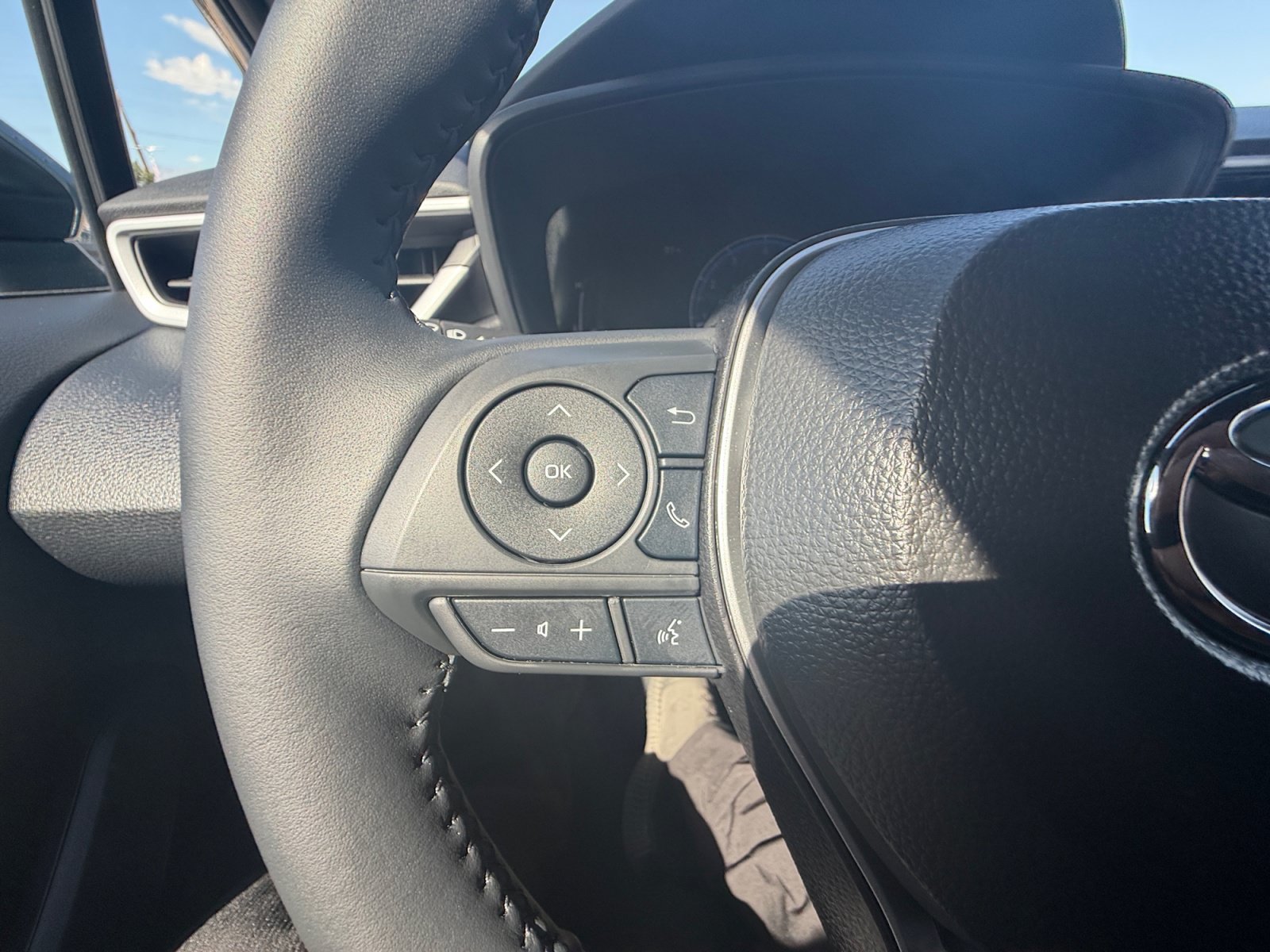 New 2027 Toyota Corolla SE FWD image 23