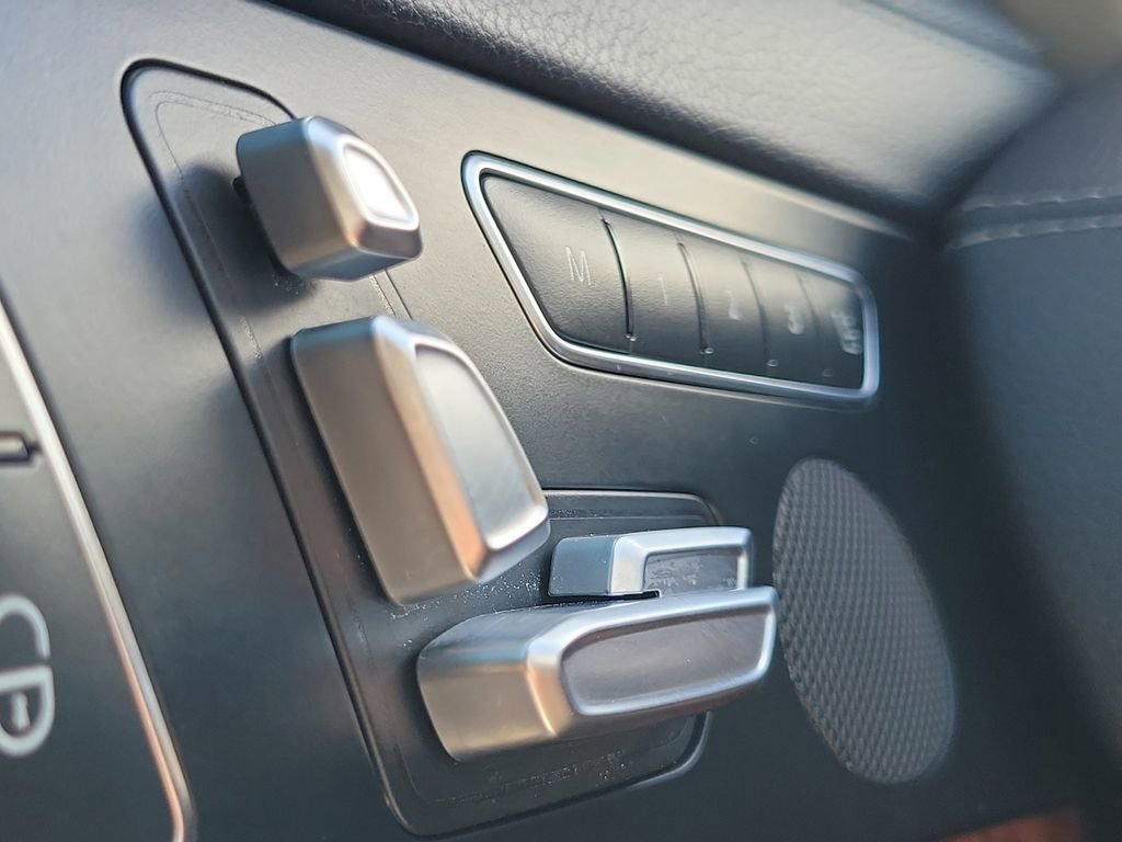 Used 2015 Mercedes-Benz SL 400 image 29