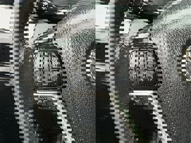 Used 2018 Toyota Sienna SE image 14