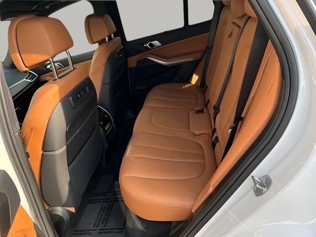 Certified 2022 BMW X5 xDrive45e w/ Executive Package image 27