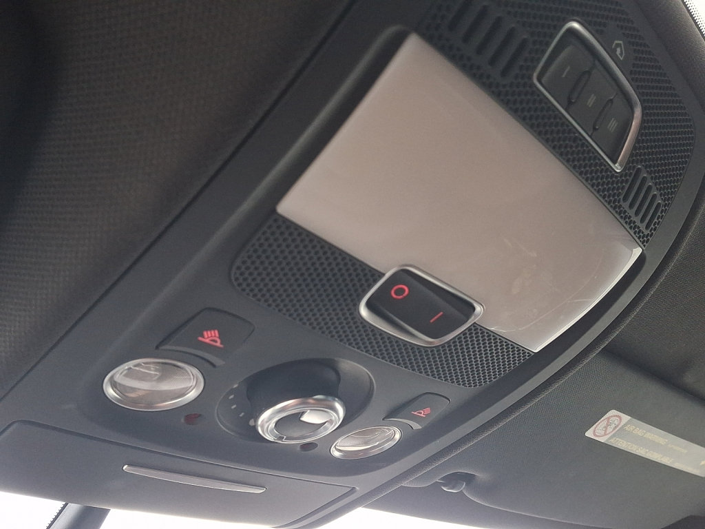 Used 2015 Audi A4 2.0T Premium w/ Audi MMI Navigation FWD image 31