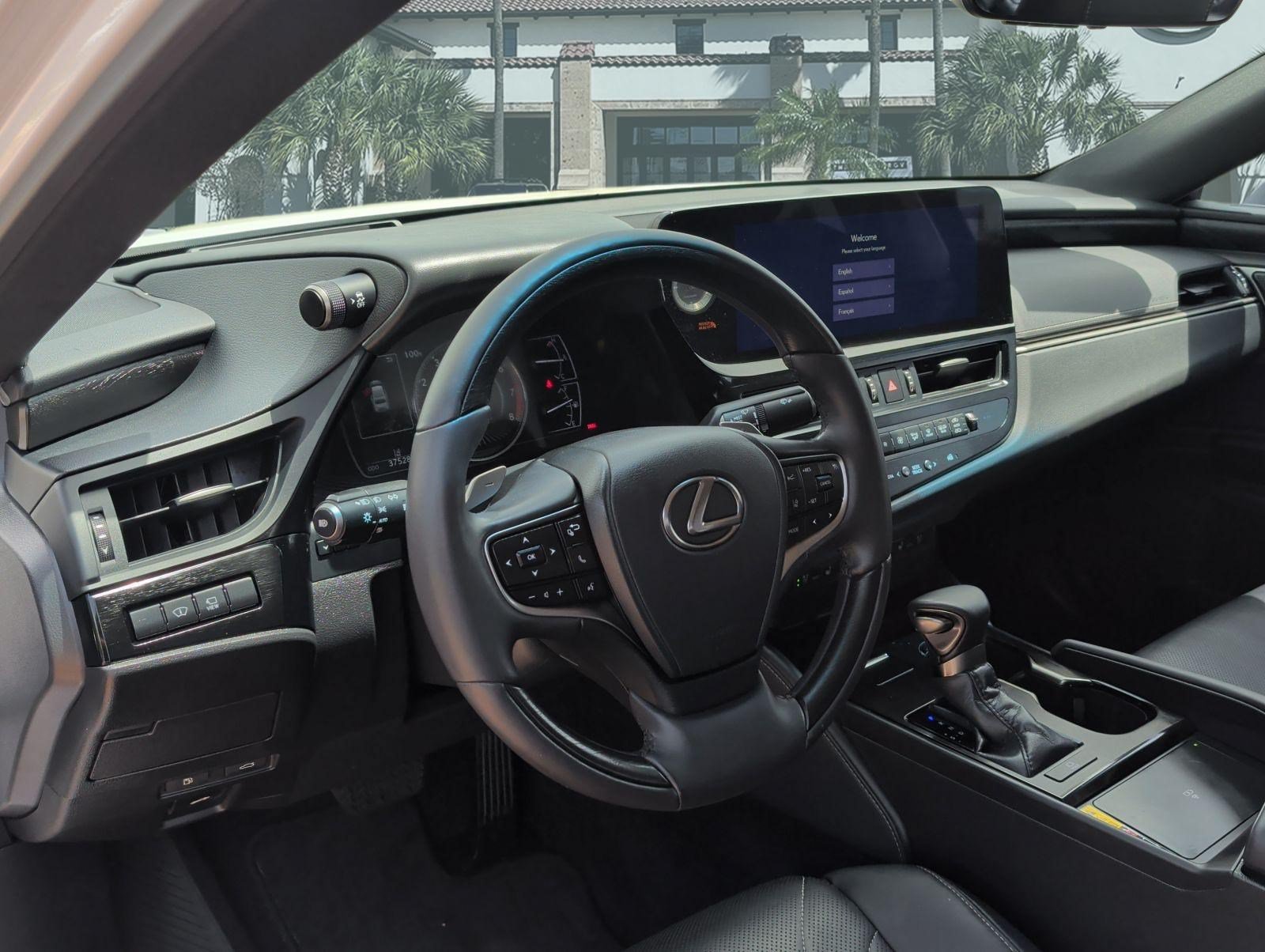 Certified 2024 Lexus ES 350 Ultra Luxury w/ Accessory Package (Z2) FWD image 12