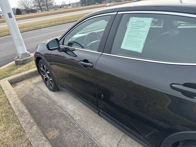 Used 2024 Toyota Crown XLE image 30