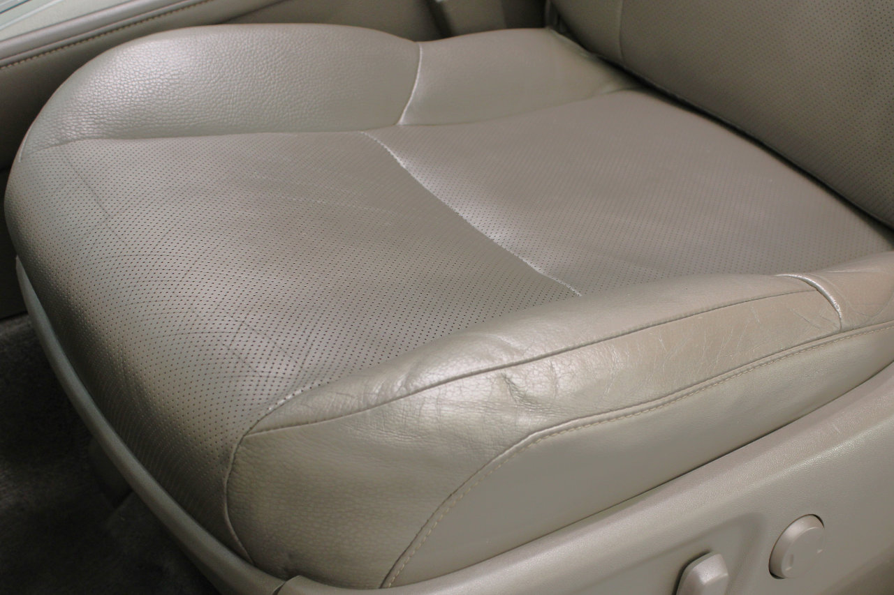 Used 2016 Lexus GX 460 w/ Premium Package image 34