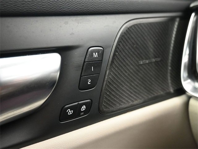 Used 2024 Volvo S60 B5 Ultimate image 29