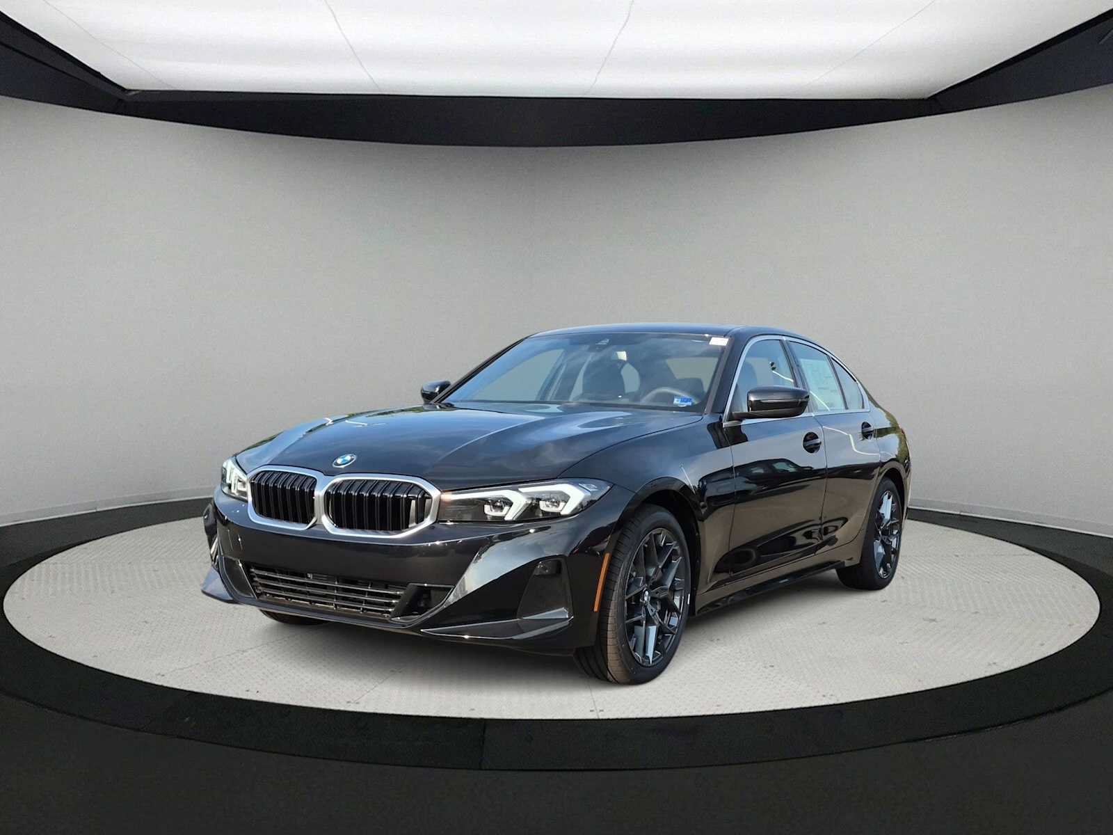 New 2026 BMW 330i Sedan RWD image 4