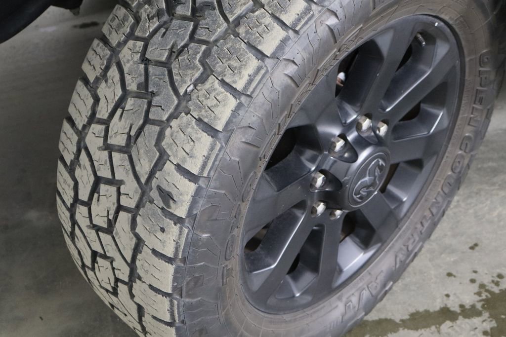 Used 2021 RAM 2500 Laramie w/ Night Edition image 37