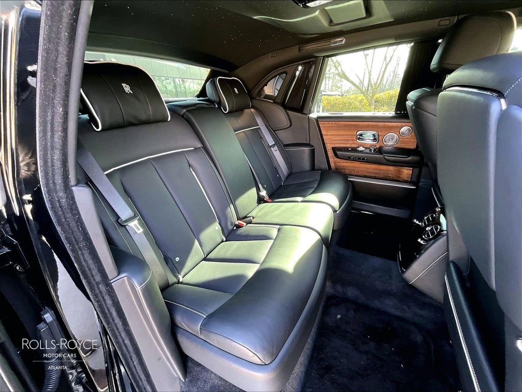 Used 2020 Rolls-Royce Phantom Sedan RWD image 26