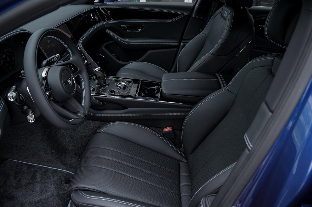 New 2025 Bentley Flying Spur Plug-In Hybrid image 19