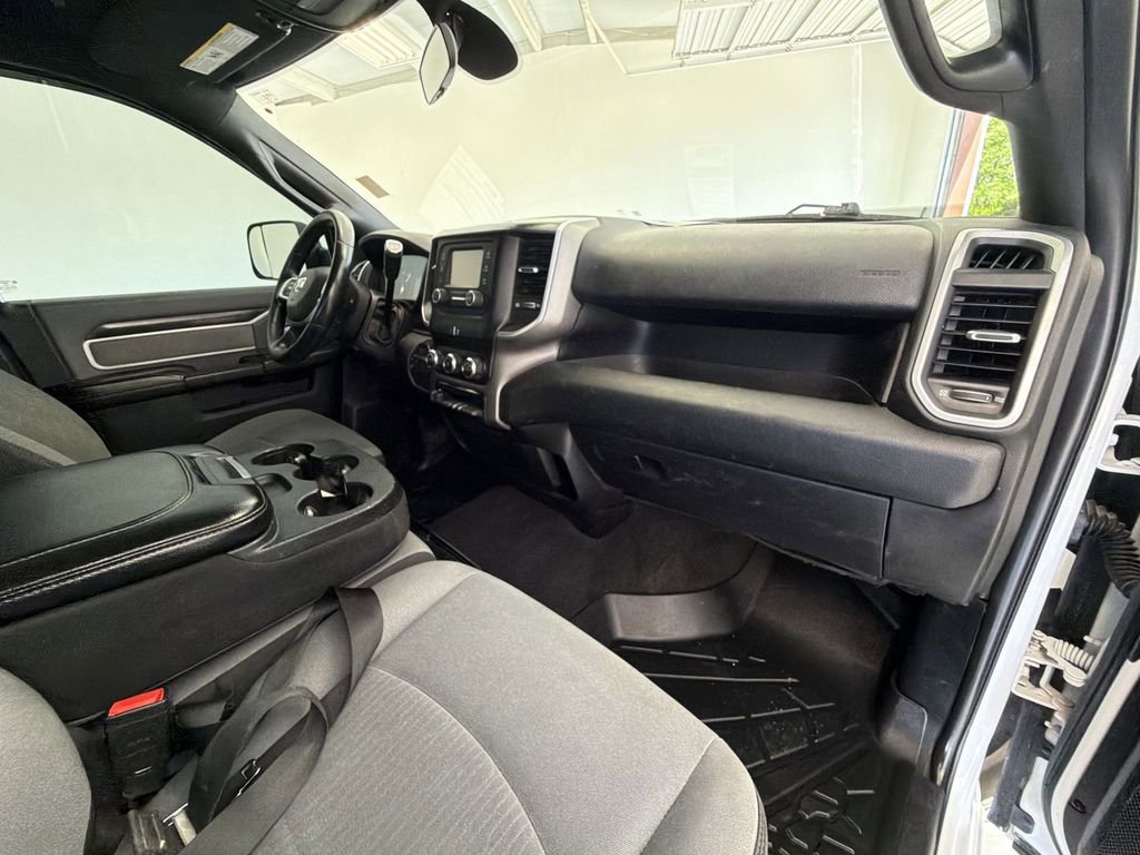 Used 2021 RAM 2500 Big Horn AWD/4WD image 30