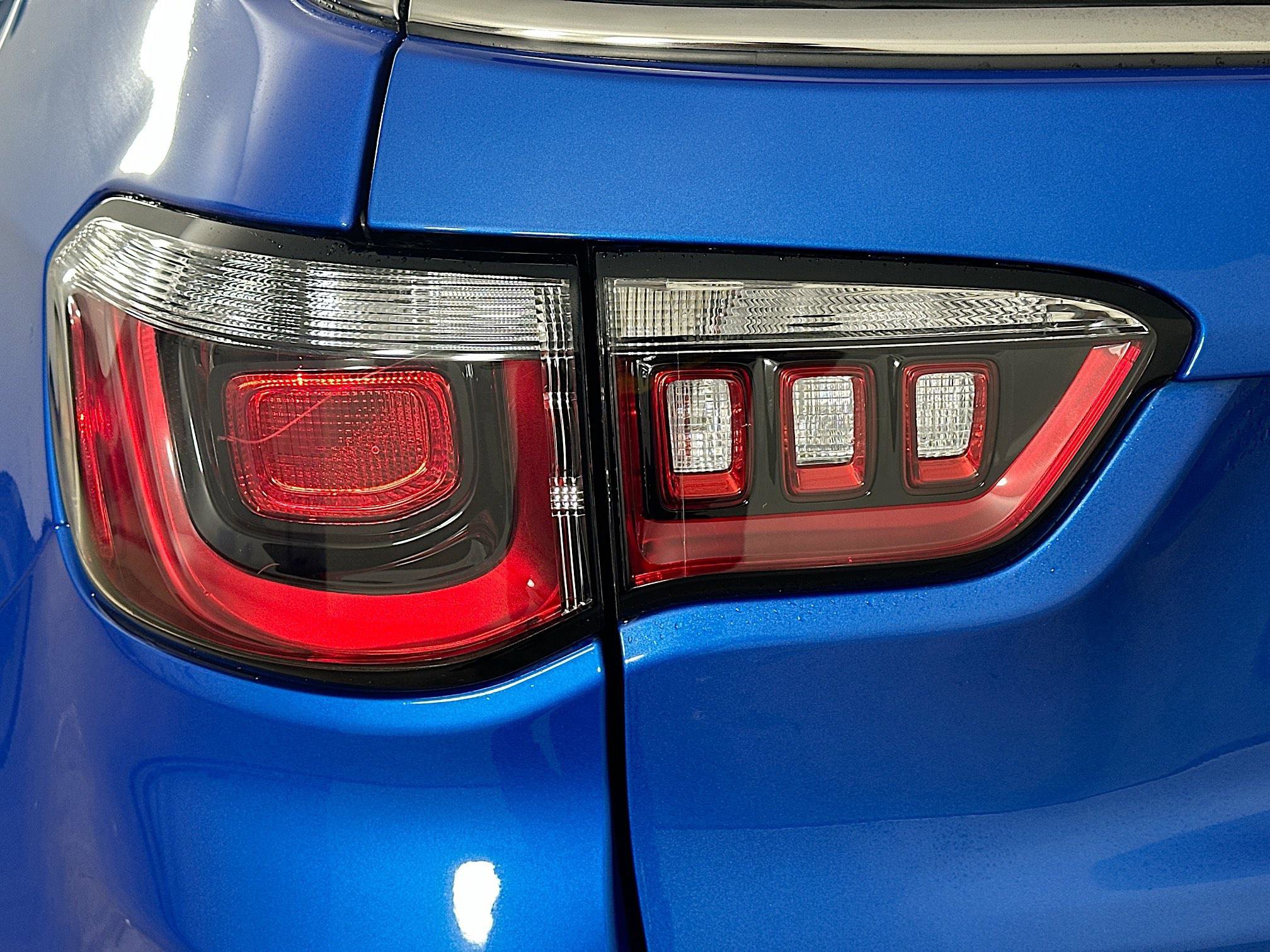 Certified 2025 Jeep Compass Sport image 39