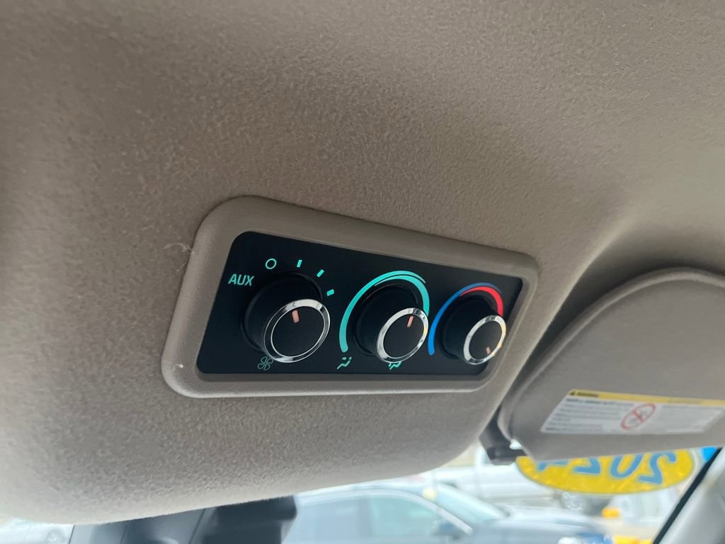 Used 2024 Chevrolet Express 2500 LT w/ LT Preferred Equipment Group image 15