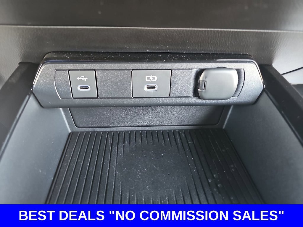 Used 2026 Toyota Prius Plug-In Hybrid FWD image 24