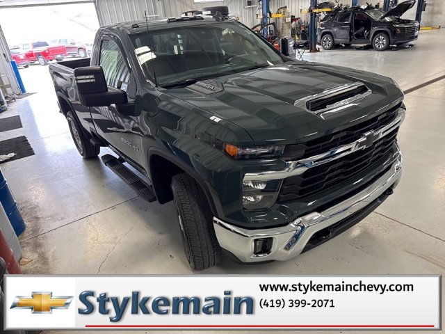 Used 2025 Chevrolet Silverado 2500 LT w/ Convenience Package image 27