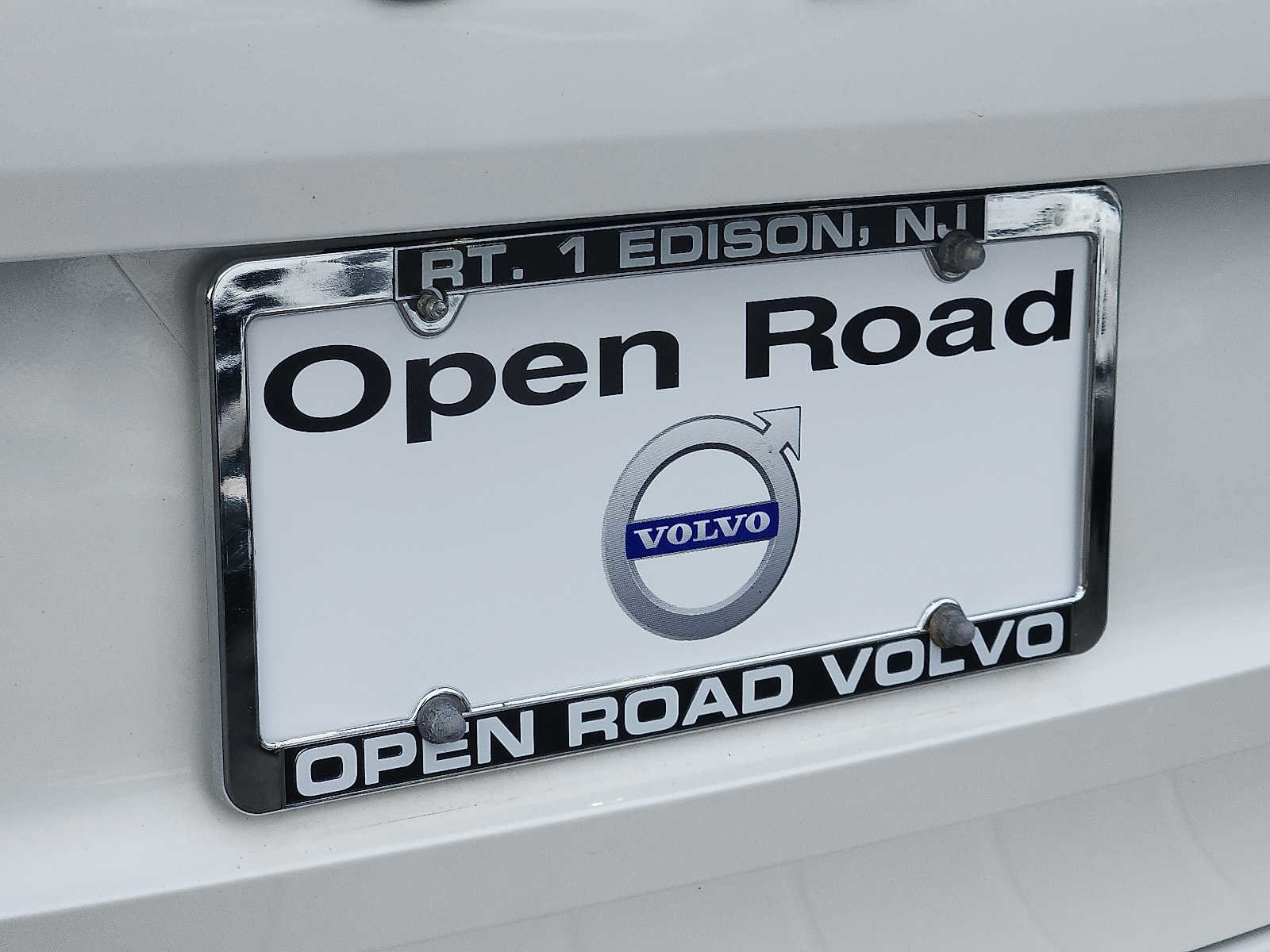 Certified 2023 Volvo XC60 B5 Core w/ Climate Package image 30