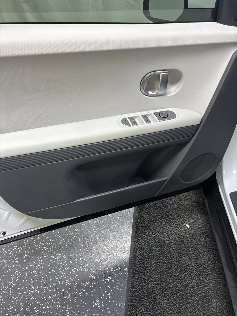 Used 2024 Hyundai Ioniq 5 SEL RWD image 13