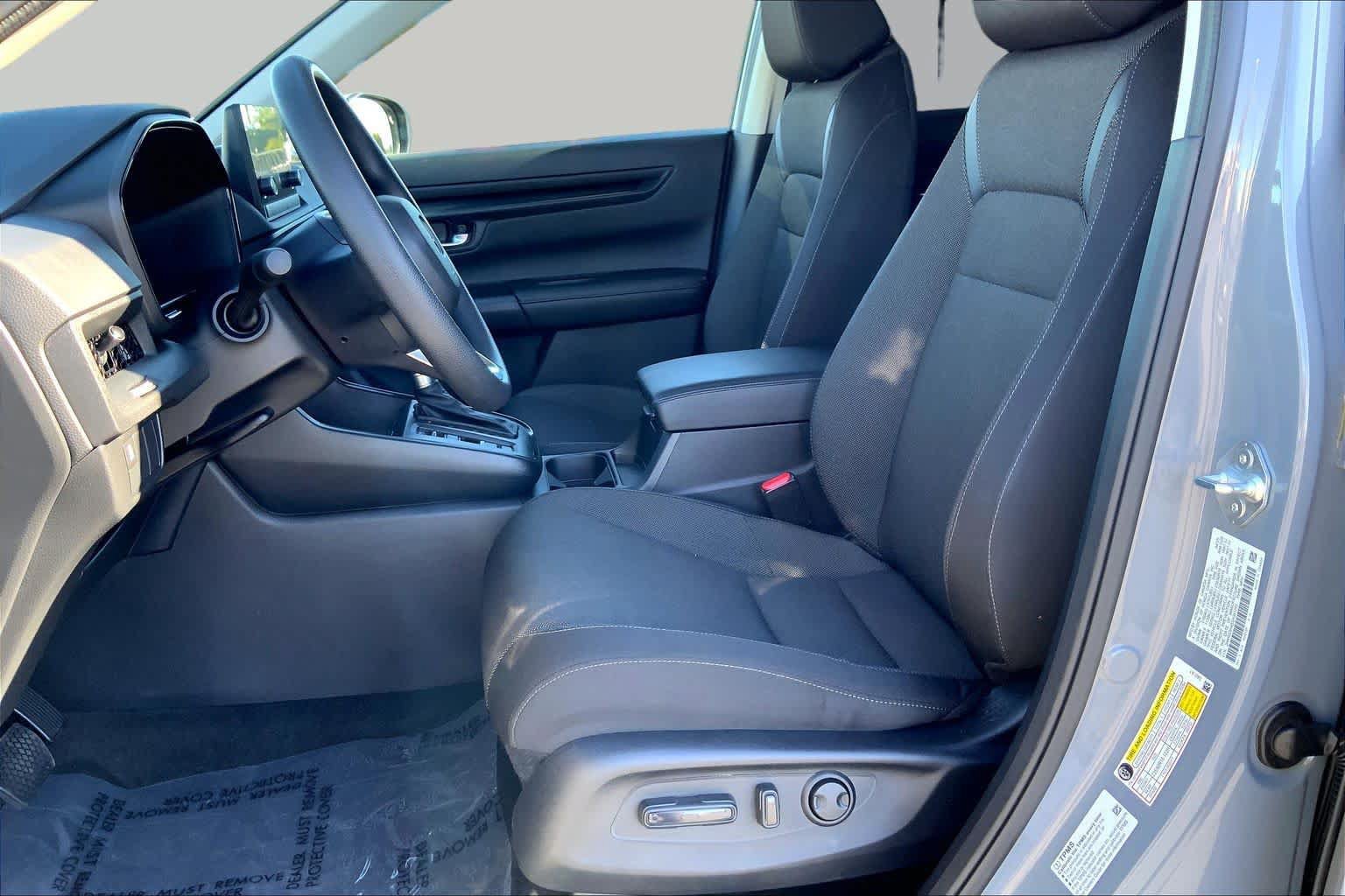 Used 2025 Honda CR-V EX image 7