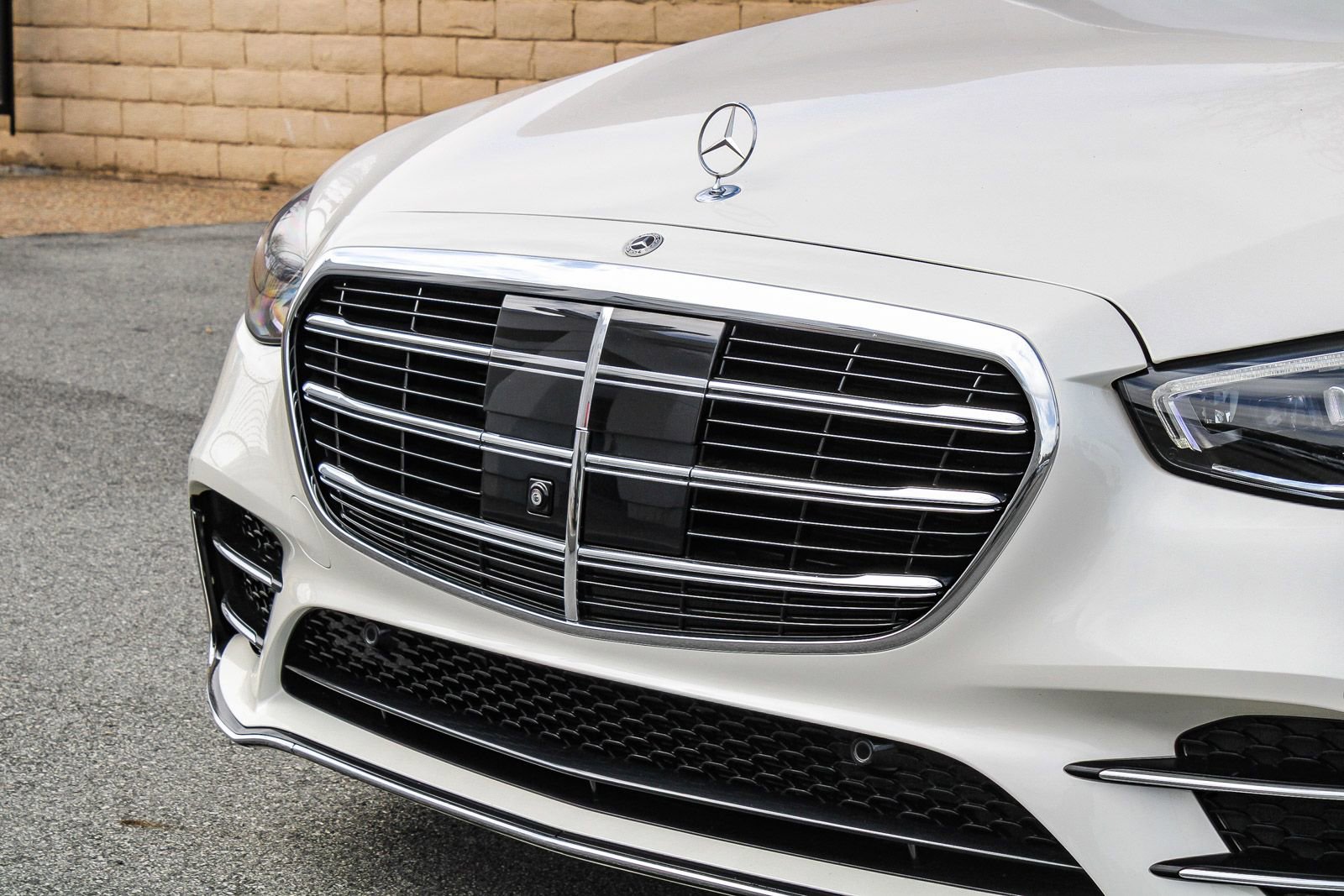 Certified 2022 Mercedes-Benz S 500 4MATIC image 6