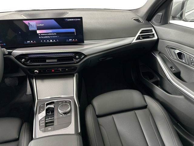 Used 2025 BMW 330i xDrive Sedan w/ Convenience Package image 26