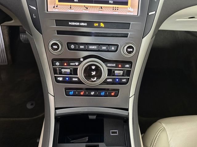 Used 2019 Lincoln MKZ Reserve image 23