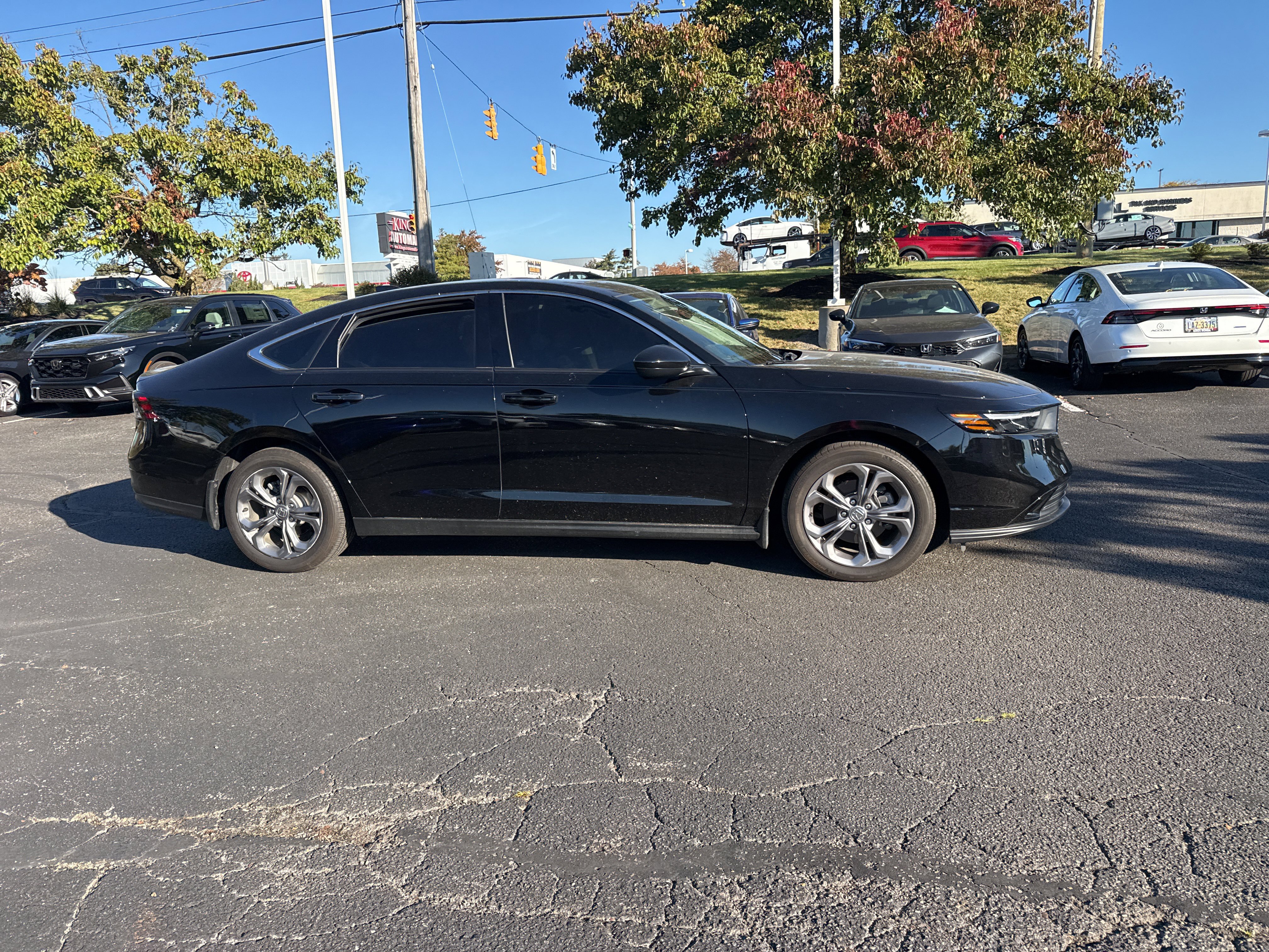 Used 2024 Honda Accord EX image 18