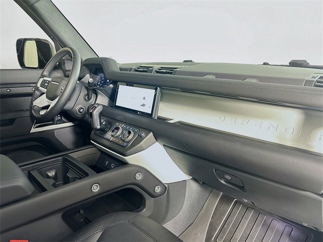 Certified 2024 Land Rover Defender 110 S image 29