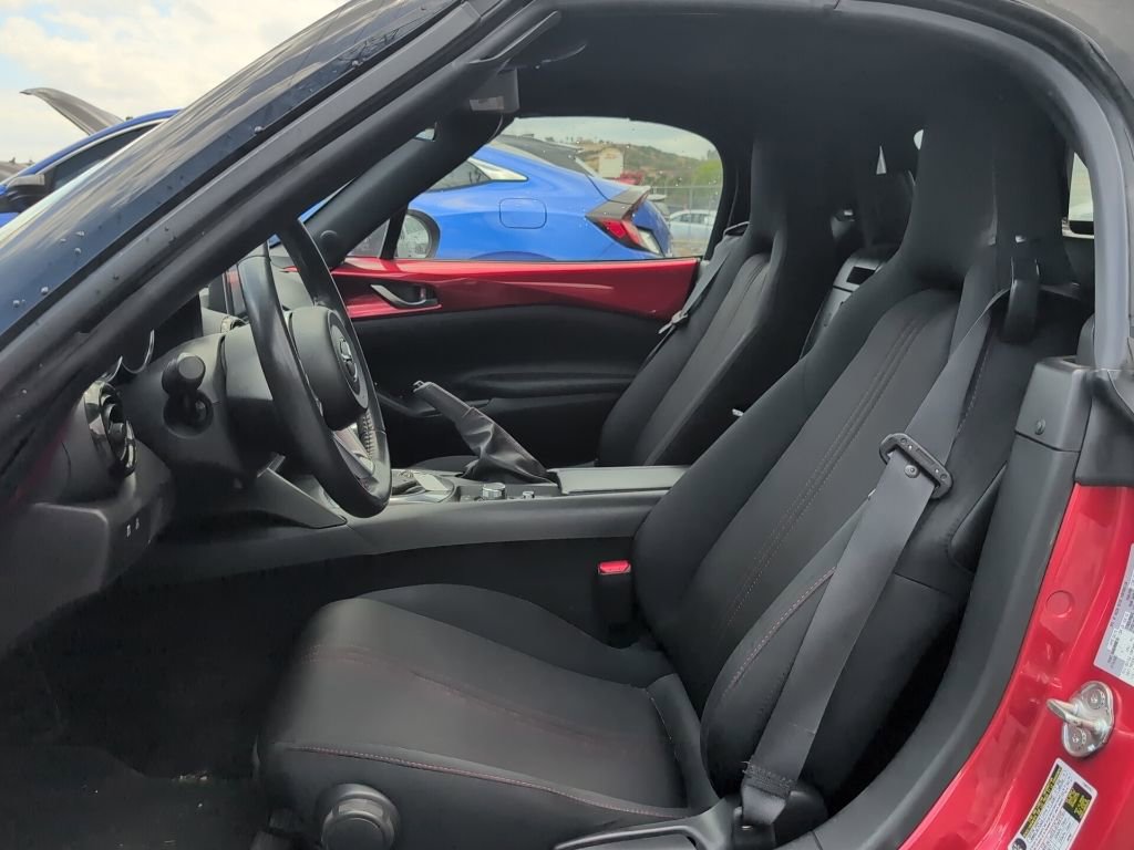 Used 2016 MAZDA MX-5 Miata Club w/ Brembo/BBS Package RWD image 8