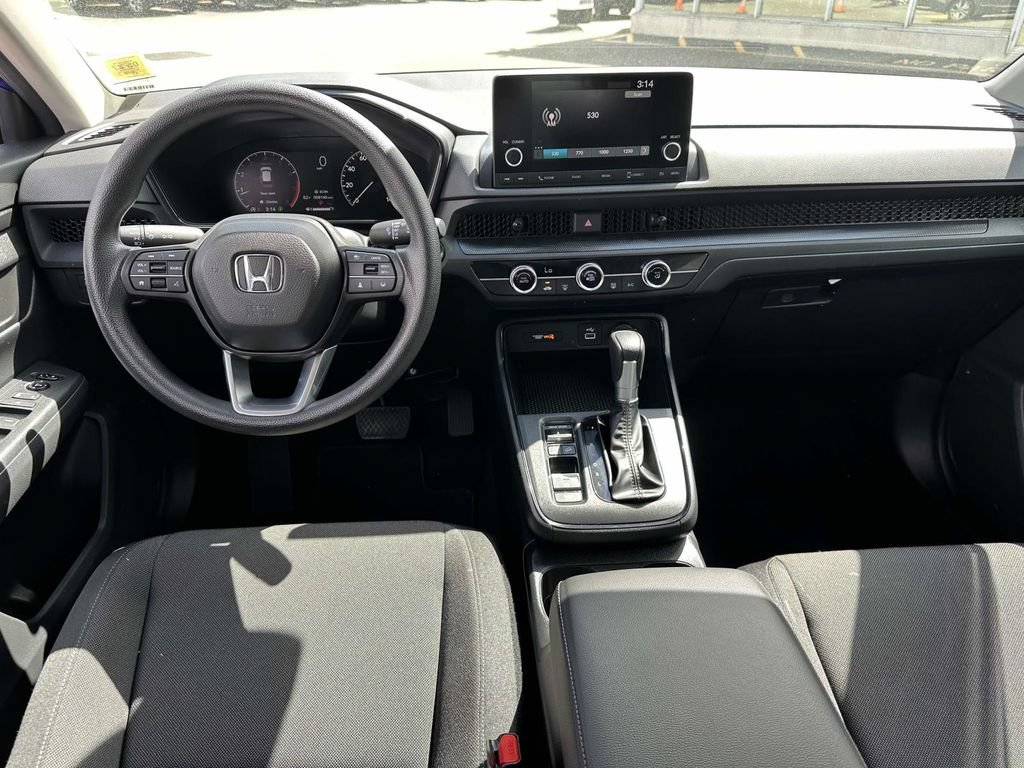 Used 2025 Honda CR-V LX image 11