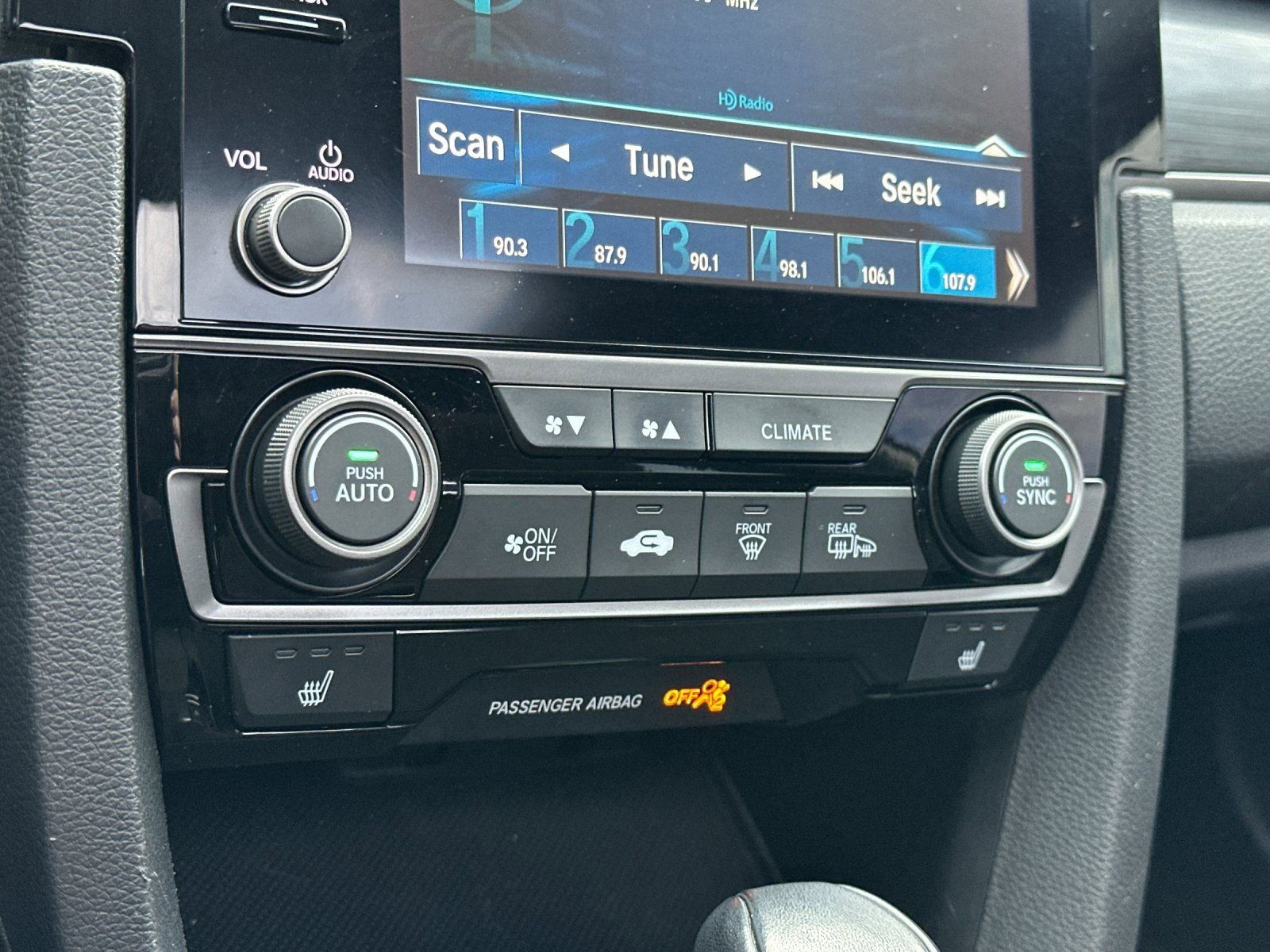 Used 2021 Honda Civic EX image 19