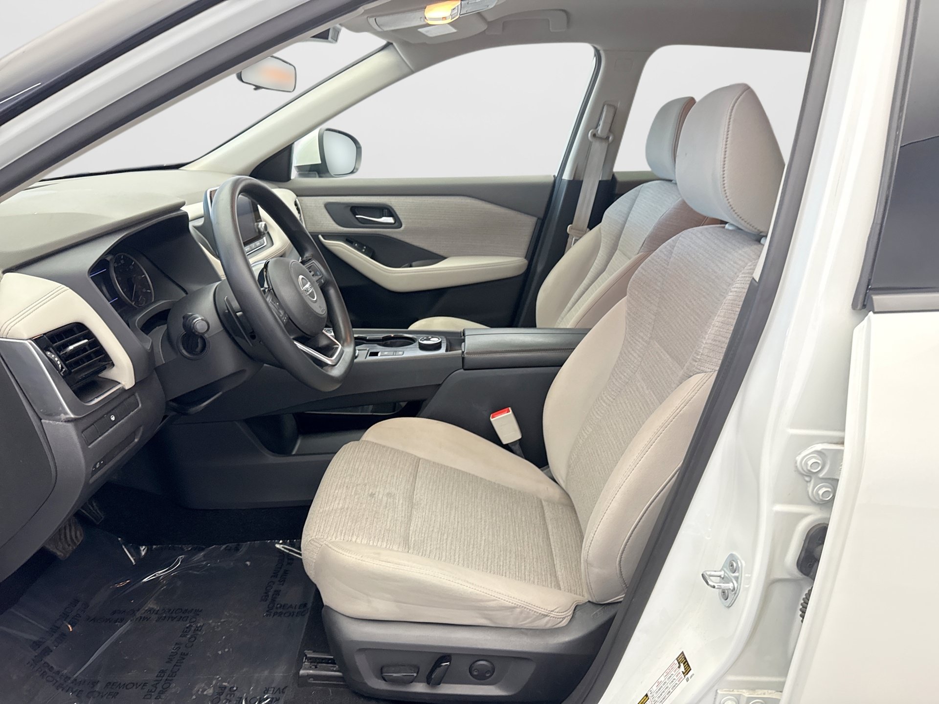 Used 2021 Nissan Rogue SV AWD/4WD image 11