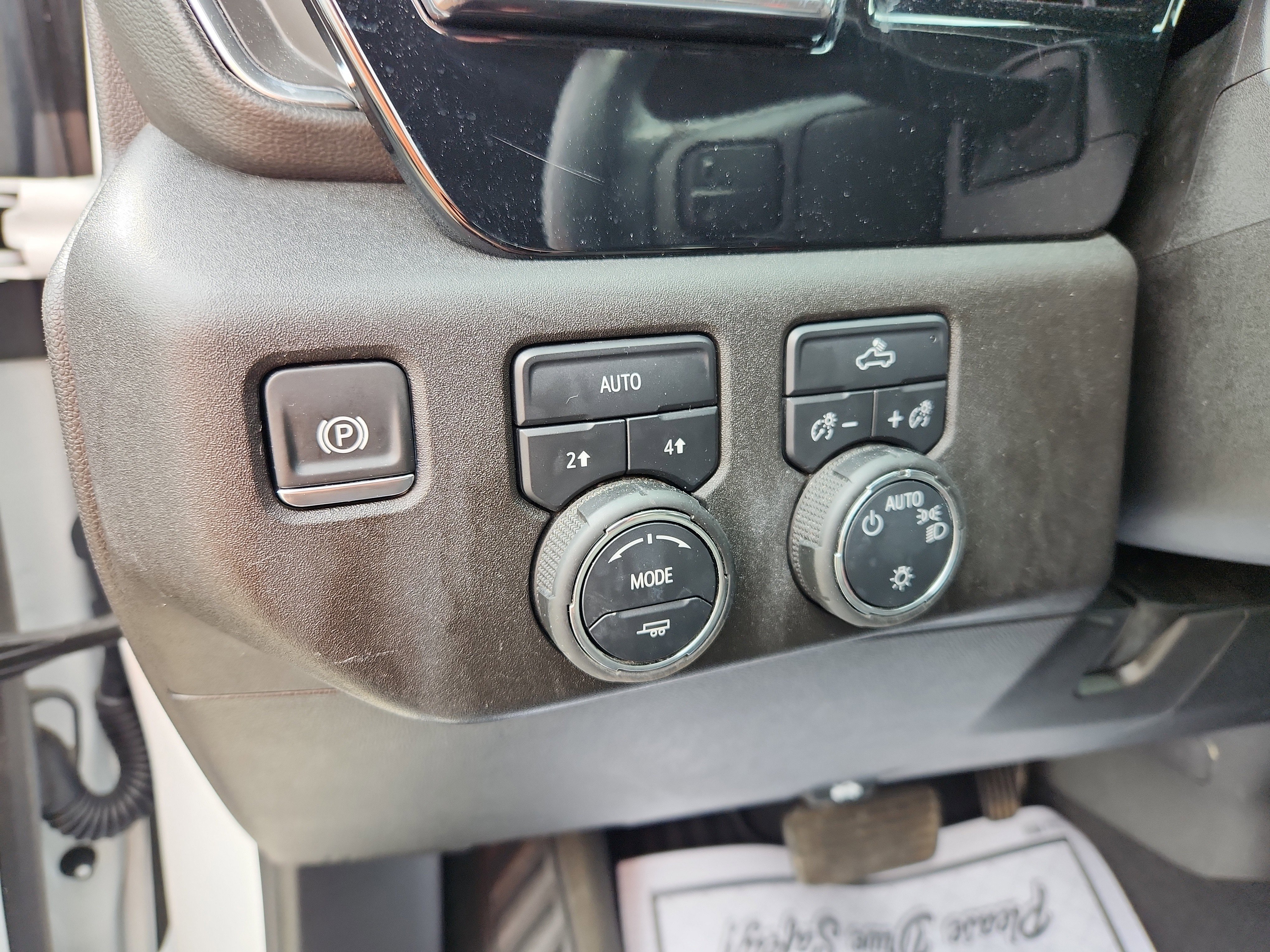 Used 2025 Chevrolet Silverado 1500 LT image 26